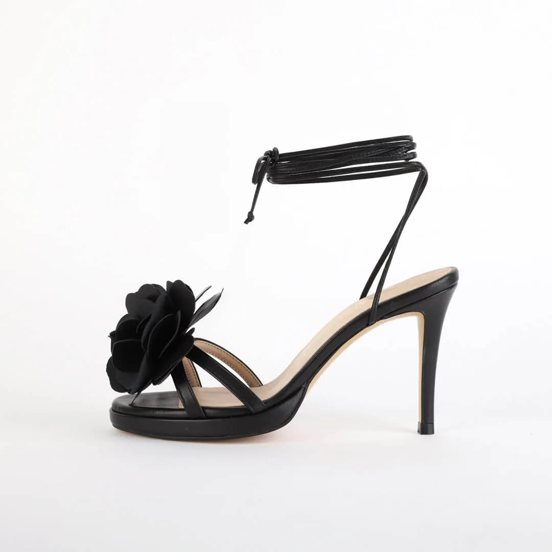 BLOSSOM - lace up sandal