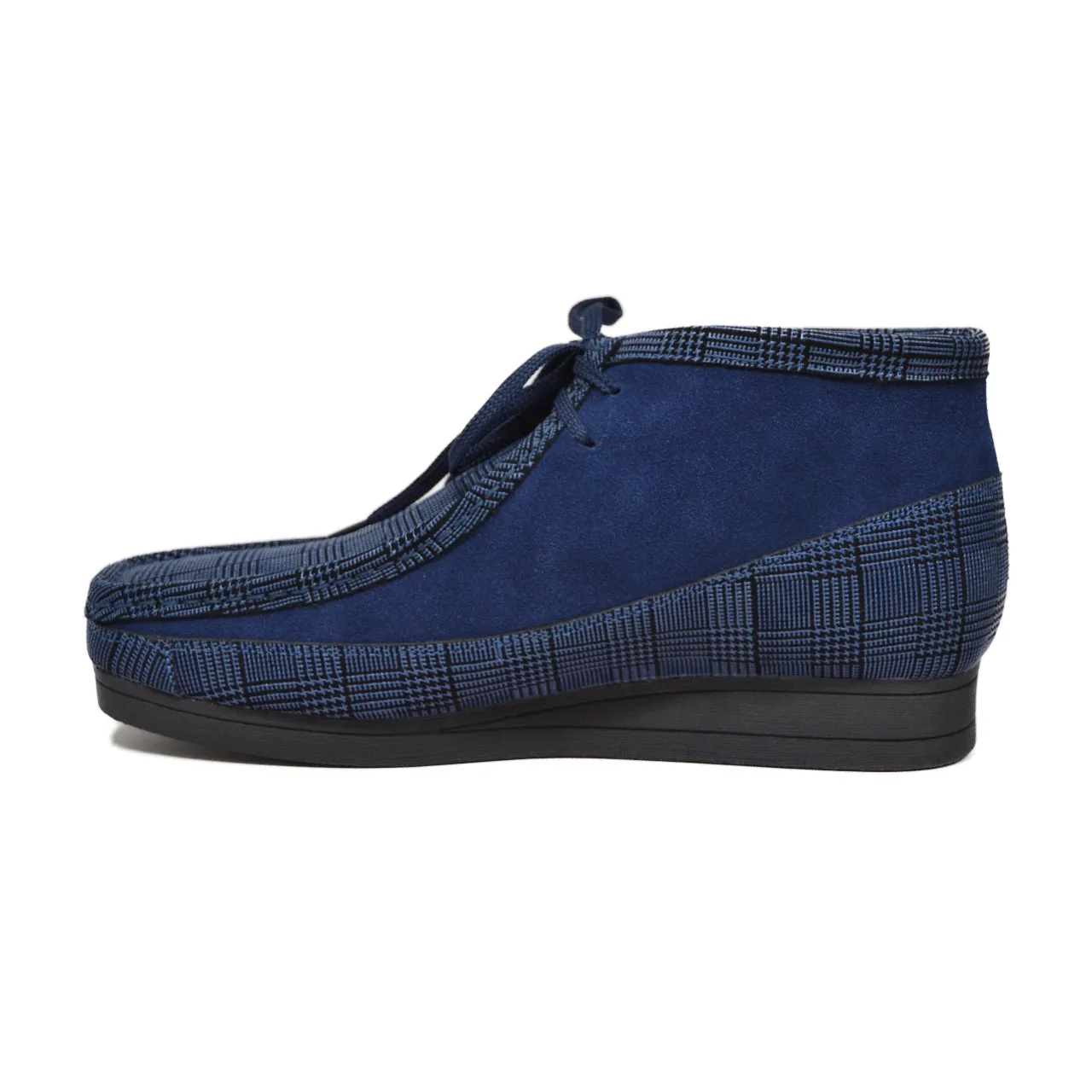 New Castle Print Mens Casual Shoe - Versatile and Stylish - British Collection