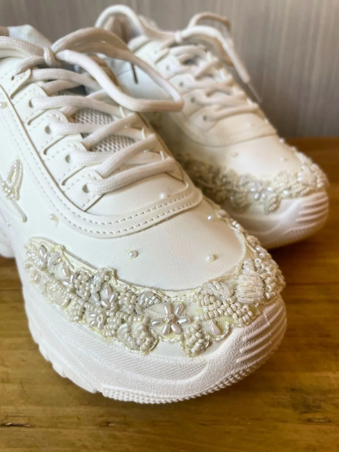 Teardrop Pearl Work Sneakers